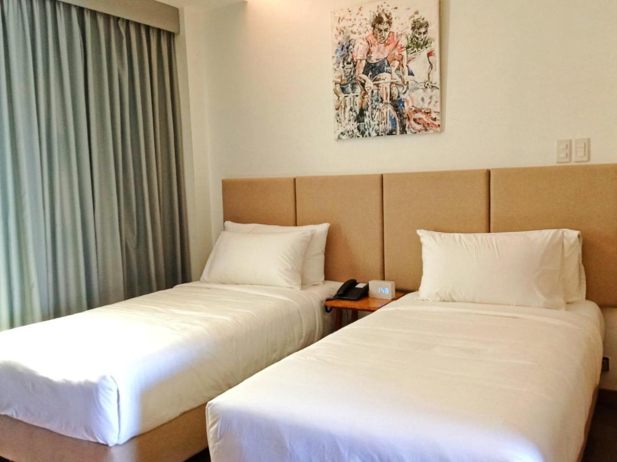 Ciabel Hotel And Fitness Center Сан Хуан Екстериор снимка